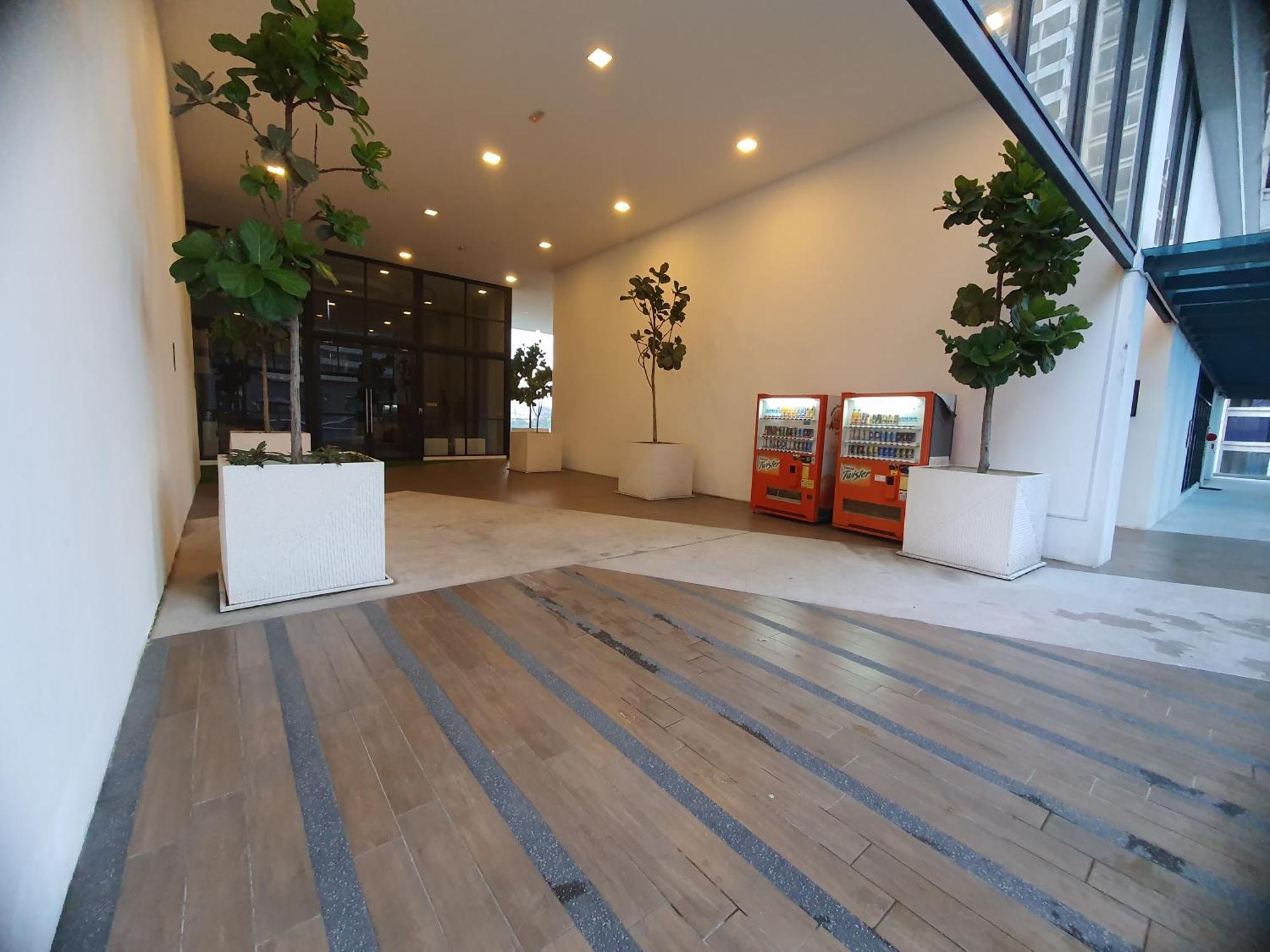 Reizz Residence By Luxury Suites Куала Лумпур Екстериор снимка